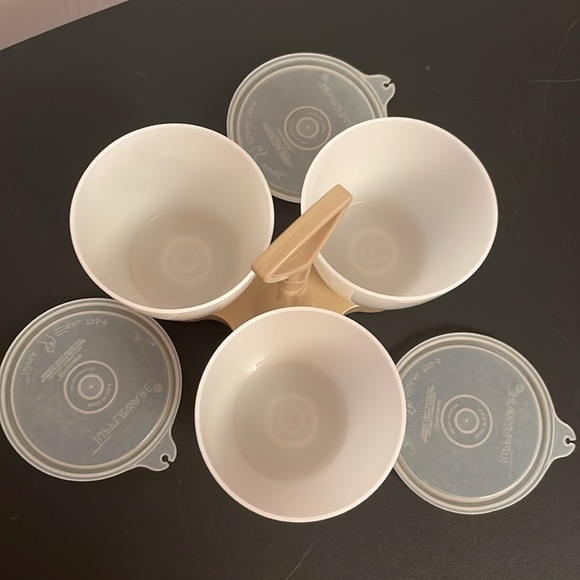 Vintage Tupperware Condiment Caddy in Great Condition with Original Lids - Picture 4 of 7